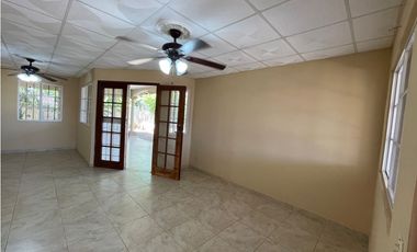Se vende casa en Mirador del Bosque en Las Tablas