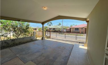 Se vende casa en Mirador del Bosque en Las Tablas