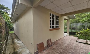 Venta de casa en Residencial El Mesón, Chitré