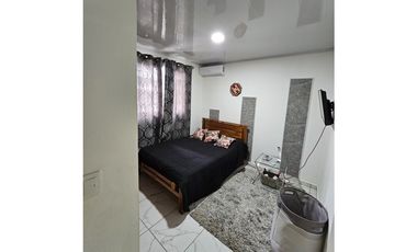 Venta de casa con muro perimetral en Residencial El Mesón, Chitré