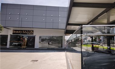 LOCAL COMERCIAL CITY PLAZA EL CRISOL PLANTA BAJA CON TERRAZA  PT