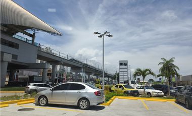 LOCAL COMERCIAL CITY PLAZA EL CRISOL PLANTA BAJA CON TERRAZA  PT