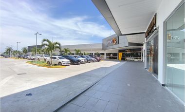 LOCAL COMERCIAL CITY PLAZA EL CRISOL PLANTA BAJA CON TERRAZA  PT