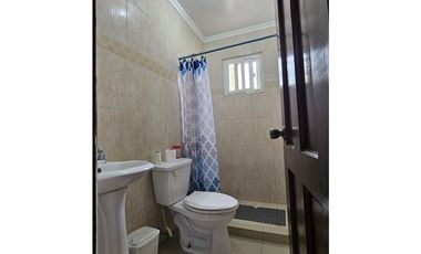 Venta de casa con piscina en calle Jesús Nazareno, Chitré
