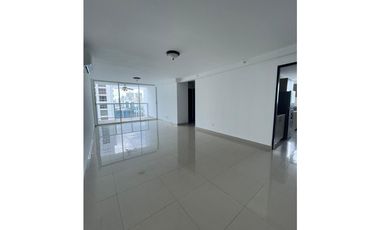 ALQUILO APARTAMENTO EN OBARRIO, 3 RECAMARAS, LINEA BLANCA, 130M2.