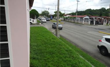 SE VENDE – Casa en Brisas del Golf
