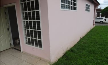 SE VENDE – Casa en Brisas del Golf