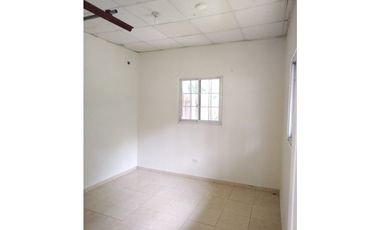 Venta de terreno con casa en Cantarrana, Chitré