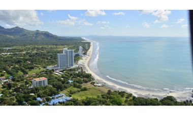 VENDO APARTAMENTO EN NUEVA GORGONA PH ROYAL PALM