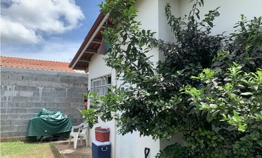 Se alquila casa en Colinas del Oeste-Arraijan