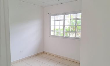 Se alquila casa en Colinas del Oeste-Arraijan