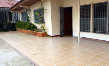 VENDO CASA EN JUAN DIAZ