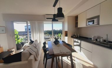 Excelente 2 ambientes Vista Bahía . Disponible abril 2026. Impecable! Vista a Bahía. Amenities.