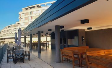 Excelente 2 ambientes Vista Bahía . Disponible abril 2026. Impecable! Vista a Bahía. Amenities.