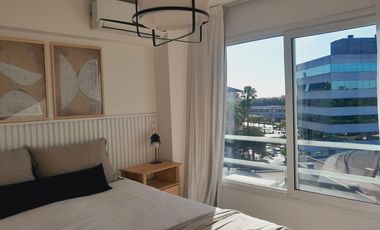 Excelente 2 ambientes Vista Bahía . Disponible abril 2026. Impecable! Vista a Bahía. Amenities.