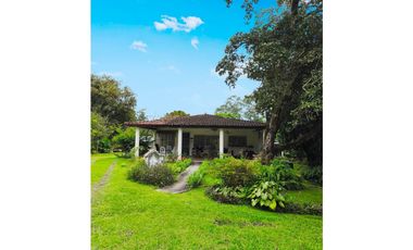 SE VENDEN CABAÑAS AMUEBLADAS - AMPLIO TERRENO - LAS UVAS, SAN CARLOS