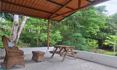 SE VENDEN CABAÑAS AMUEBLADAS - AMPLIO TERRENO - LAS UVAS, SAN CARLOS