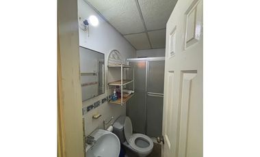 VENDO AMPLIA CASA LOS ROSALES -PANAMA OESTE, COD-CA