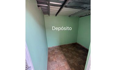 VENDO AMPLIA CASA LOS ROSALES -PANAMA OESTE, COD-CA