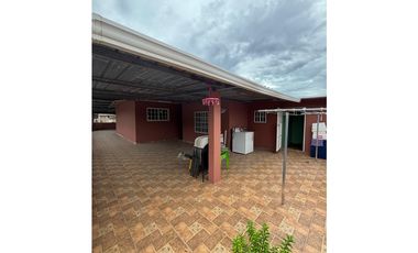 VENDO AMPLIA CASA LOS ROSALES -PANAMA OESTE, COD-CA