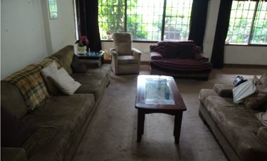 EN VENTA – Gran Residencia + Local Comercial en Urbanización Herbruger