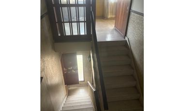 CASA EN VENTA DE 3 NIVELES EN LOS NGELES