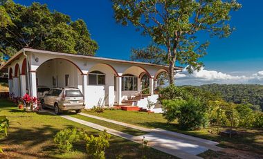 Venta de casa en Altos de Cerro Azul