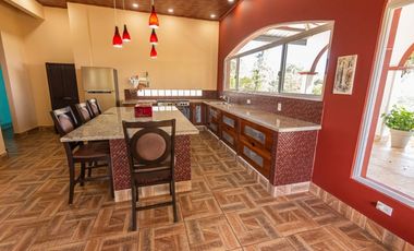 Venta de casa en Altos de Cerro Azul