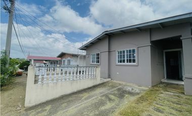 Se vende casa en Villas de Costa Oeste
