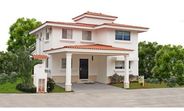 Venta de casa en PH Ecogardens, Arraiján.