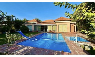 VENTA CASA DE PLAYA EN FARALLÓN - EXCLUSIVO COMPLEJO CON CAMPO DE GOLF