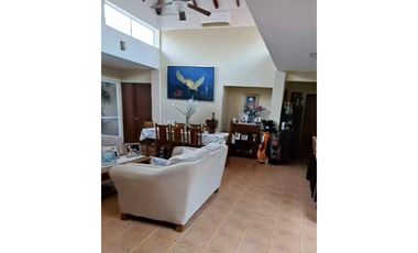 VENTA CASA DE PLAYA EN FARALLÓN - EXCLUSIVO COMPLEJO CON CAMPO DE GOLF