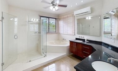 Alquiler de Casa en Costa del Este - Antigua