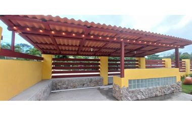 Casa de Playa Amueblada en Gorgona  - Capacidad para 15 personas (CP)