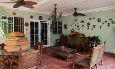 VENDO CASA EN EL DORAL, ALTOS DEL BOSQUE