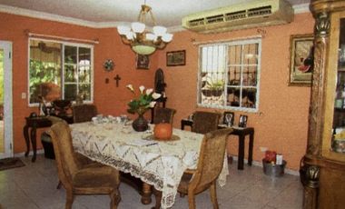 VENDO CASA EN EL DORAL, ALTOS DEL BOSQUE