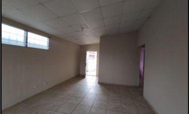 VENDO CASA EN BRISAS DEL GOLF ARRIAJAN