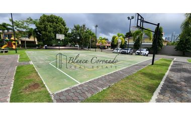 VENDO CASA EN COSTA DEL ESTE