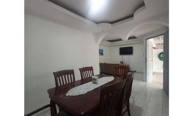 VENDO CASA EN ALBOLEDAS DEL GOLF