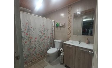 VENDO CASA EN ALBOLEDAS DEL GOLF