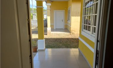 SE VENDE CASA URB. PRADERA DE SAN LORENZO, 4Ta ETAPA