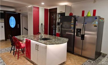 Se Vende Exclusiva Residencia en el Club de Golf de Panamá