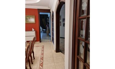 Se Vende Exclusiva Residencia en el Club de Golf de Panamá