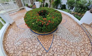 Se Vende Exclusiva Residencia en el Club de Golf de Panamá