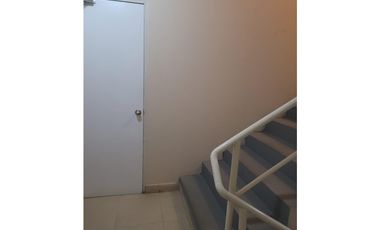 SE VENDE APARTAMENTO PH PARQUE DEL MAR 1