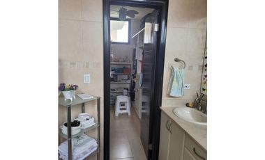 SE VENDE APARTAMENTO PH PARQUE DEL MAR 1