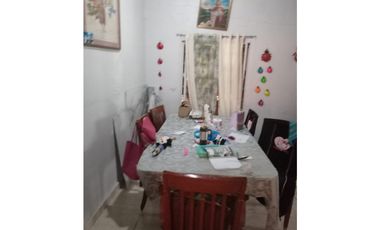 VENDO CASA EN LAS CUMBRES