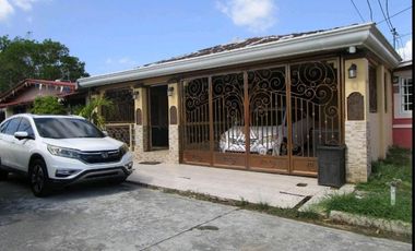 VENDO CASA EN Praderas de San Lorenzo