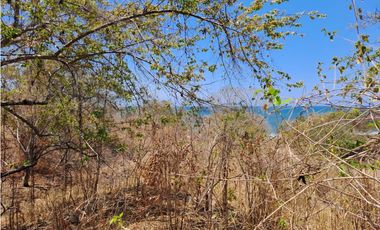 LOTE FRENTE A PLAYA EL SOL , SAN CARLOS (CP)