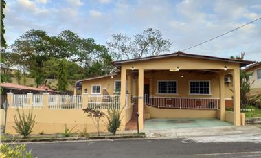 Casa en Villa Las Palmeras-Arraiján-(CP)